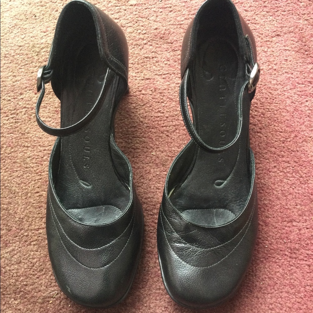 Kenneth Cole - Gentle Souls size 39 Black Leather